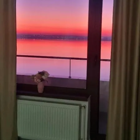 Apartment Nuba Summerland Mamaia